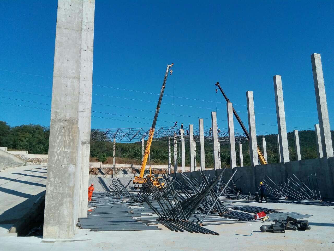 三河威海搅拌站网架